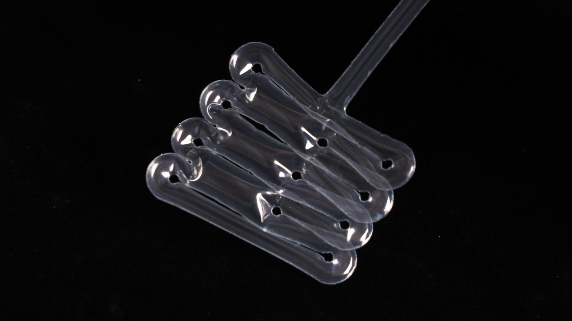 Nonuniform Channel – Asymmetric Side Slit